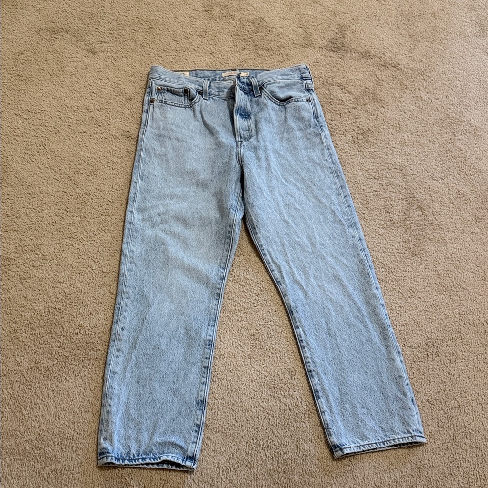 Levi’s Wedgie Straight button fly jeans size 29